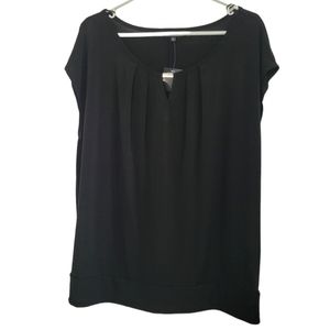 Black Sleeveless Business Casual Top